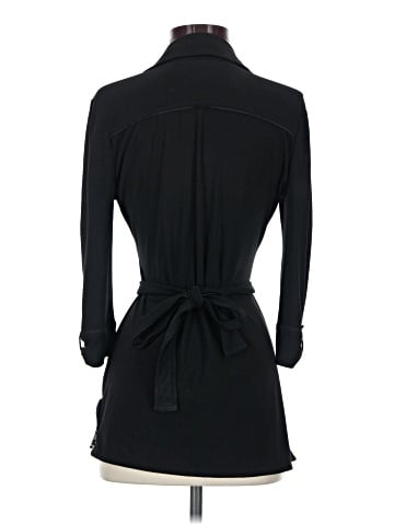 White House Black Market 3/4 Sleeve Blouse (view 2)