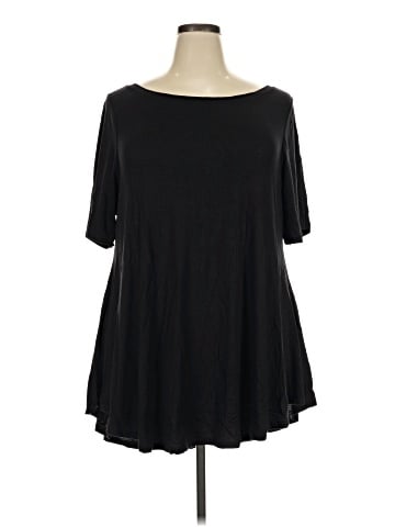 Lane Bryant Short Sleeve T-Shirt (view 1)