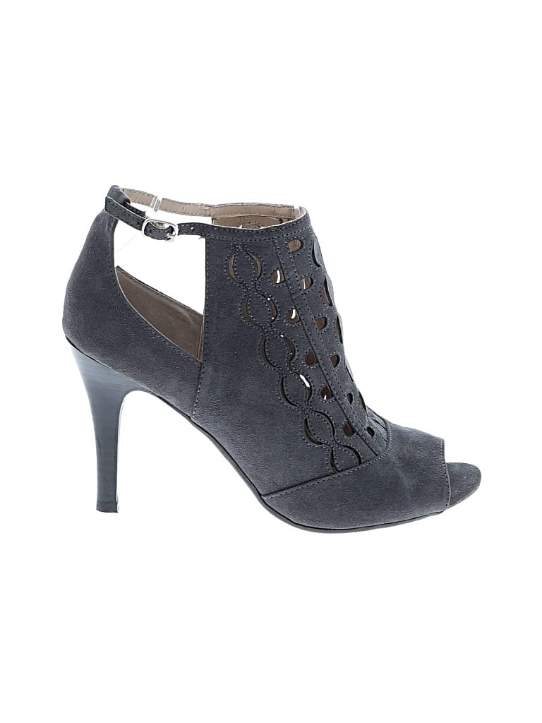 Pre-owned Adrienne Vittadini Ankle Boots In Gray