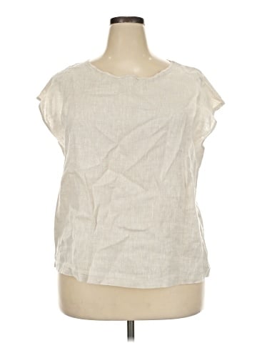 Amazhiyu Sleeveless T-Shirt (view 1)