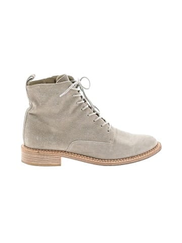 Vince. Ankle Boots (view 1)