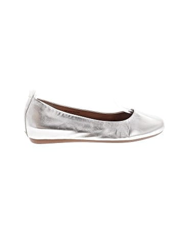 Andre Assous Flats (view 1)