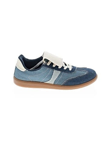 Yoki Sneakers (view 1)