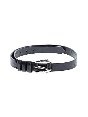 The Limited Leather Belt (view 1)