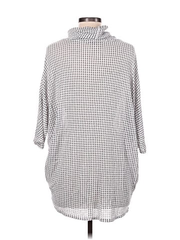 Laila Jayde Turtleneck Sweater (view 2)
