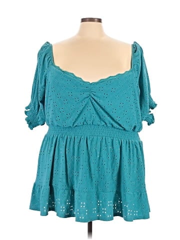 Torrid 3/4 Sleeve Blouse (view 1)