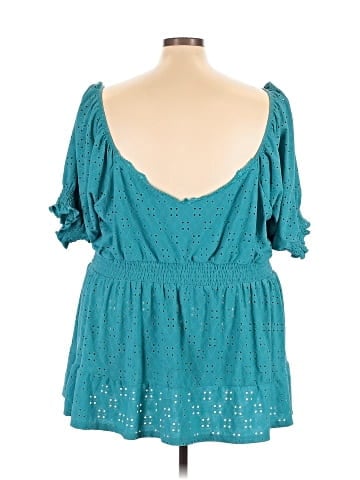 Torrid 3/4 Sleeve Blouse (view 2)
