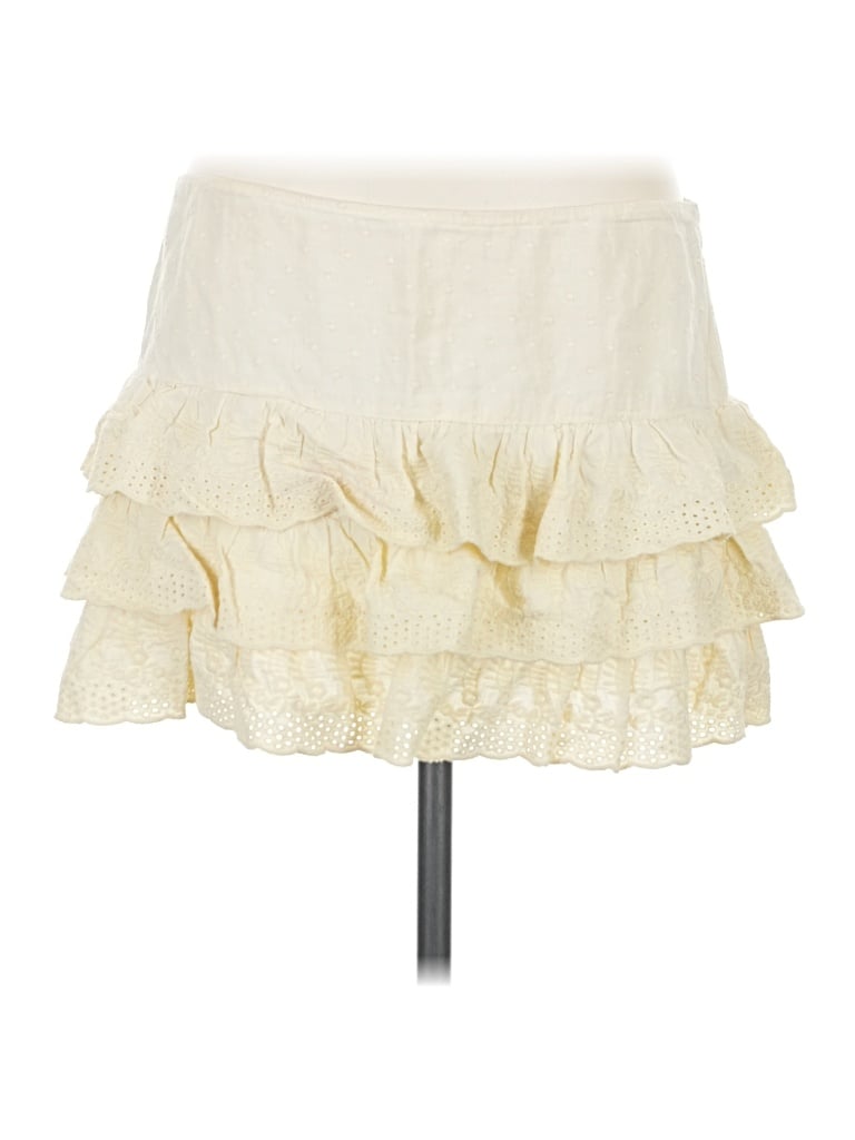 Pre-owned Volcom Casual Skirt In Ivory