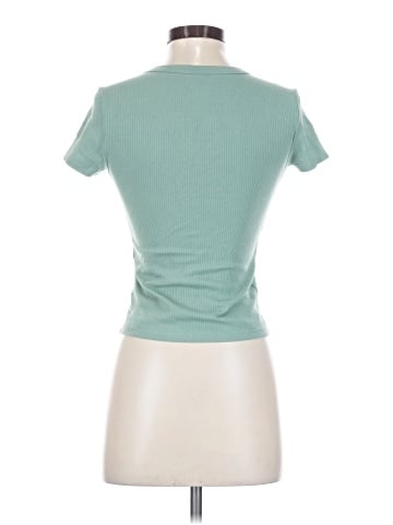 American Eagle Outfitters Short Sleeve T-Shirt (view 2)