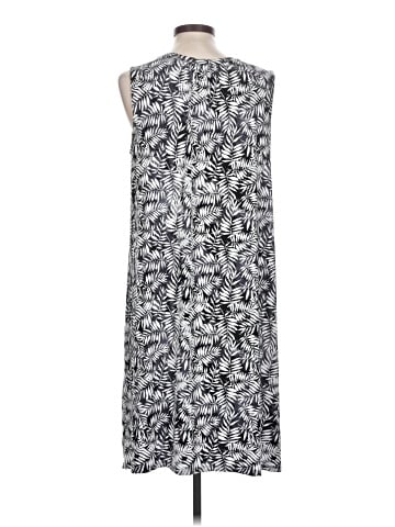 Croft & Barrow Casual Dress (view 2)