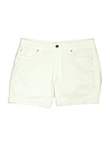 Jennifer Lopez Khaki Shorts (view 1)