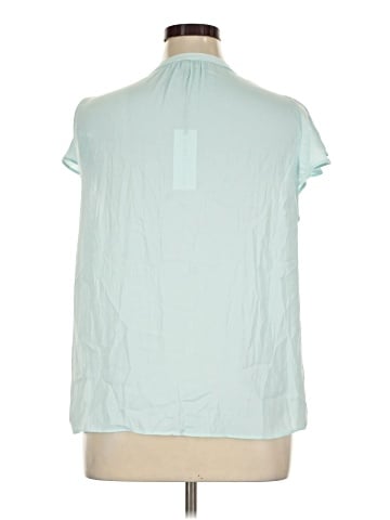 Maison d' Amelie Short Sleeve Blouse (view 2)