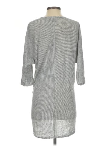 Hatch 3/4 Sleeve Top (view 2)