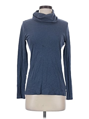 Lucy & Laurel Long Sleeve Top (view 1)