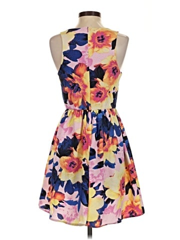Everly Casual Dress (view 2)