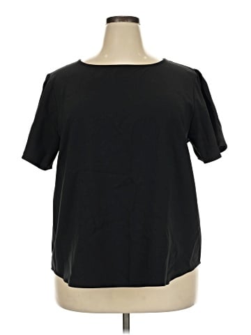 Lark & Ro Short Sleeve Top (view 1)