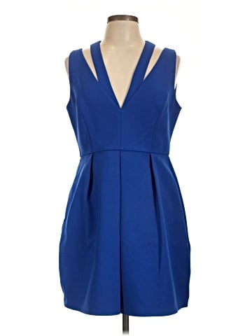 BCBGMAXAZRIA Cocktail Dress (view 1)