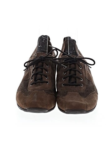Munro American Sneakers (view 2)