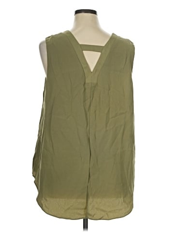 Lisa Rinna Sleeveless T-Shirt (view 2)