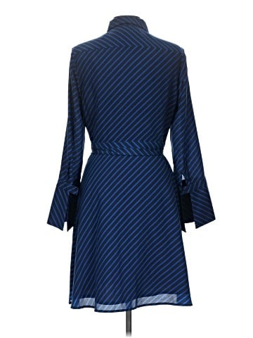 Banana Republic Casual Dress (view 2)