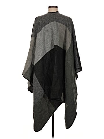 Harve Benard Poncho (view 2)