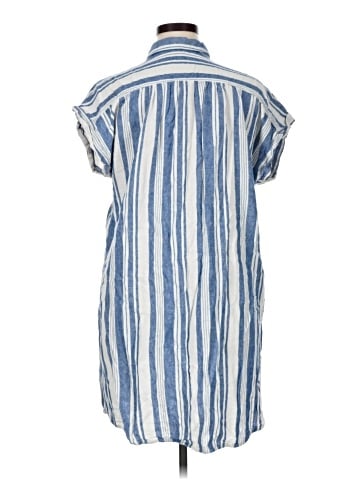 Old Navy Casual Dress (view 2)