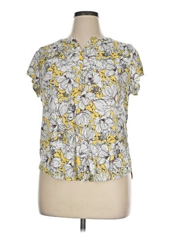 Liz Claiborne Short Sleeve Polo (view 1)