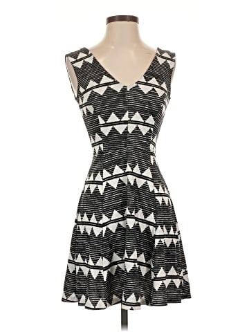 H&M Casual Dress (view 1)