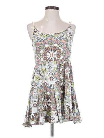 En Creme Casual Dress (view 1)