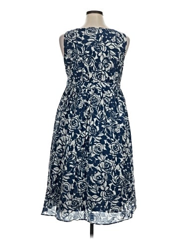 Liz Claiborne Casual Dress (view 2)