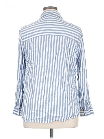 BeachLunchLounge 3/4 Sleeve Button-Down Shirt (view 2)