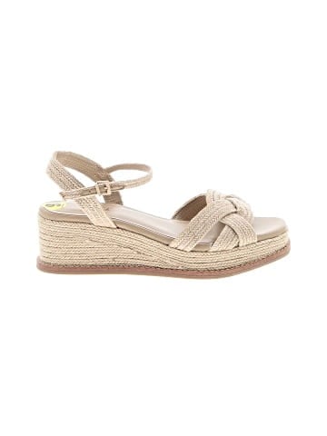 Splendid Wedges (view 1)