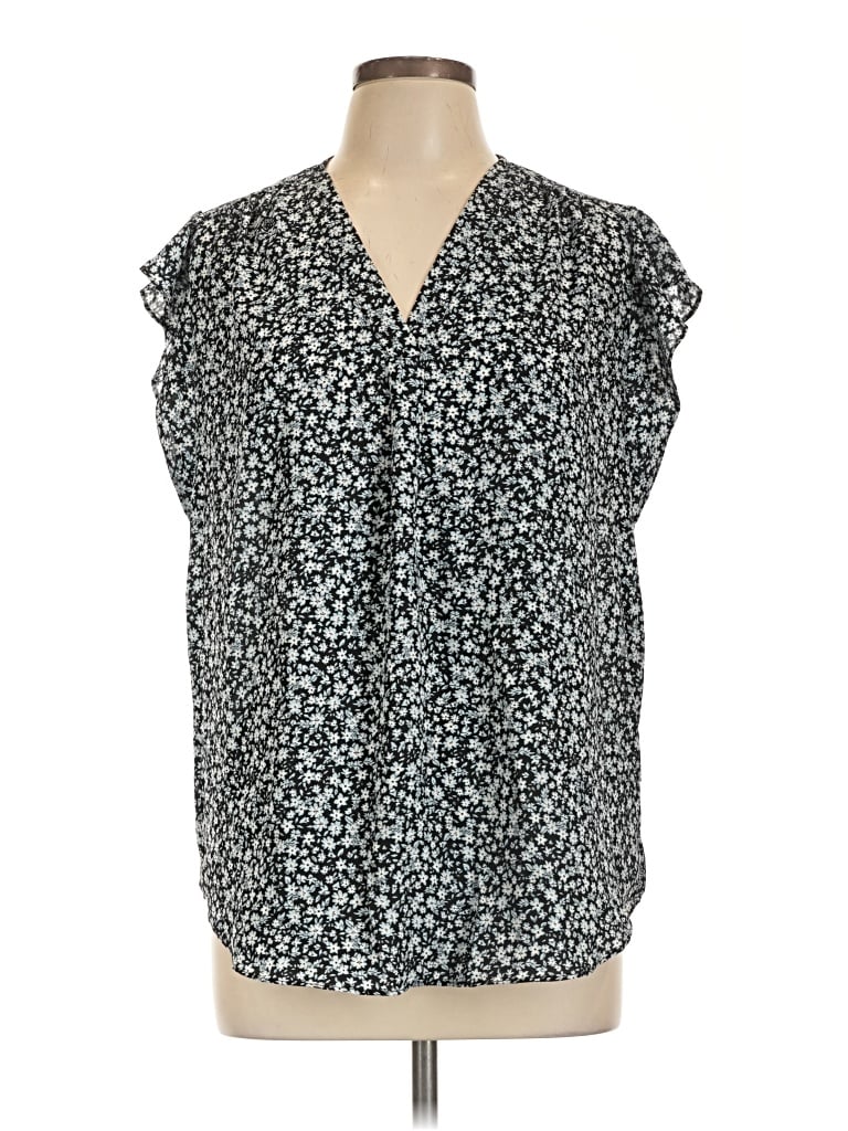 Pre-owned Chaus Sleeveless Blouse In Black