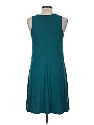 Old Navy Casual Dress (view 2)