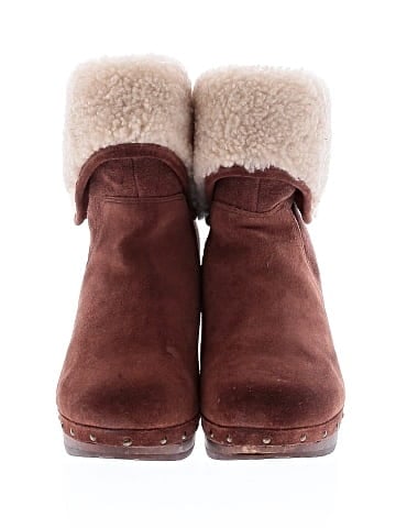 Ugg Australia Ankle Boots (view 2)