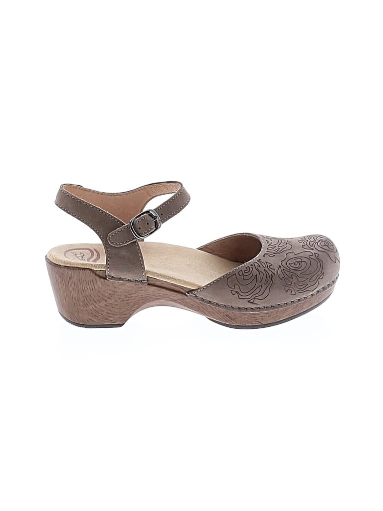 Pre-owned Dansko Mule/clog In Gray