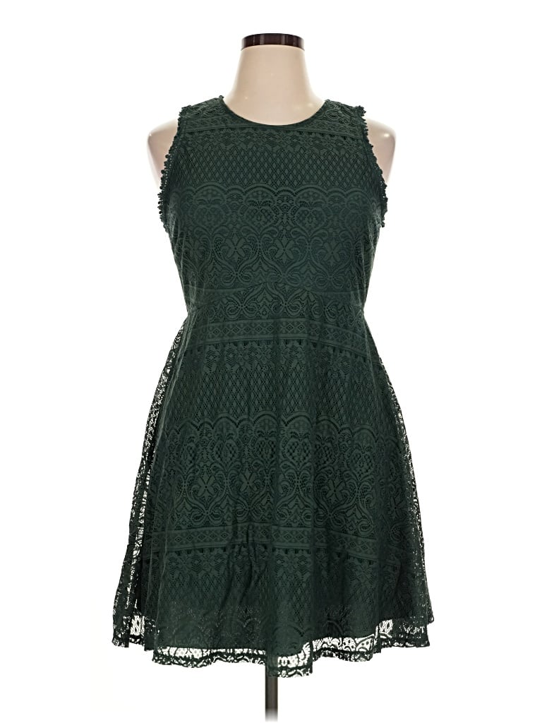 Pre-owned My Michelle Cocktail Dress In Green