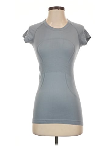 Lululemon Athletica Short Sleeve T-Shirt (view 1)