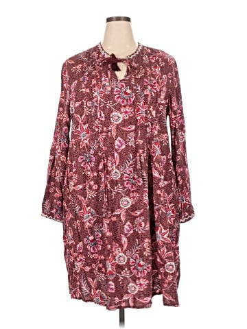 Old Navy Casual Dress (view 1)