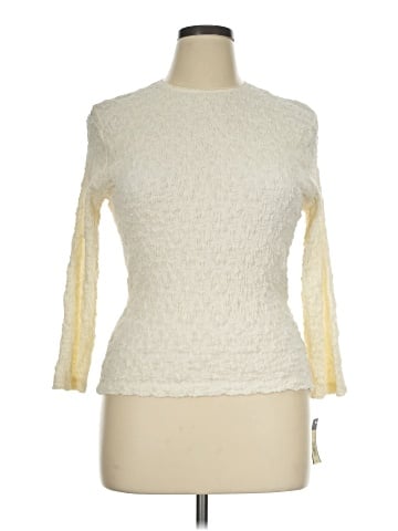 Cherokee 3/4 Sleeve Top (view 1)