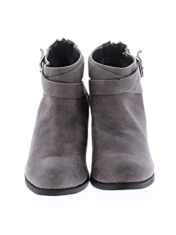 Bella Vita Ankle Boots (view 2)