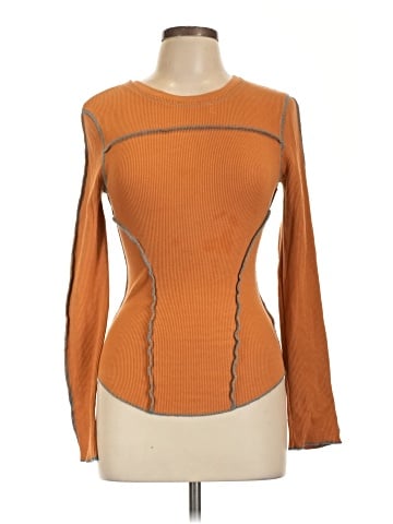 Urban Outfitters Long Sleeve T-Shirt (view 1)