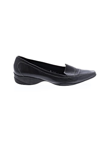 Kenneth Cole New York Flats (view 1)