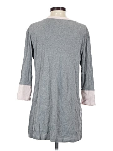 Victoria's Secret 3/4 Sleeve T-Shirt (view 2)