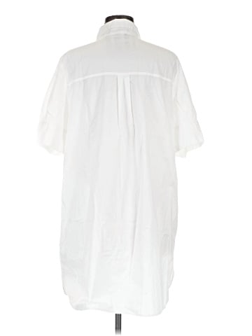 Old Navy Casual Dress (view 2)