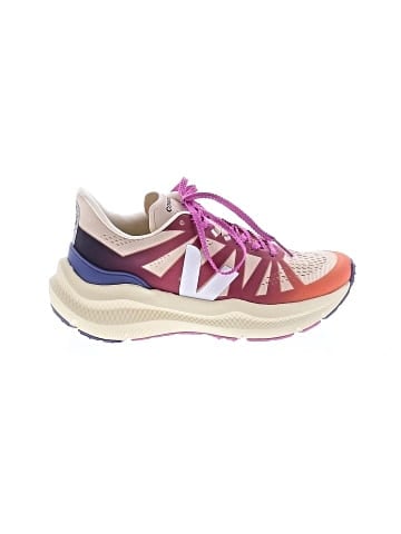 VEJA Sneakers (view 1)