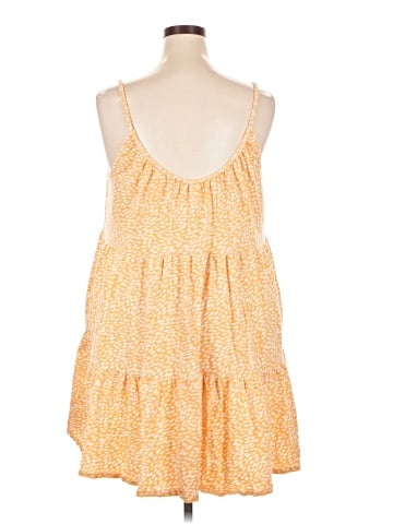 Old Navy Casual Dress (view 2)