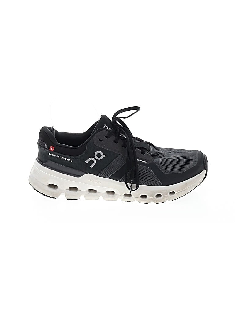 Pre-owned On Cloud Sneakers In Black