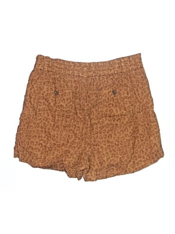 Gap Shorts (view 2)