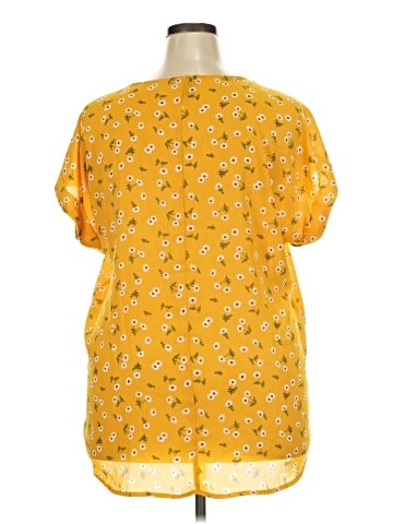 rue21 Short Sleeve T-Shirt (view 2)